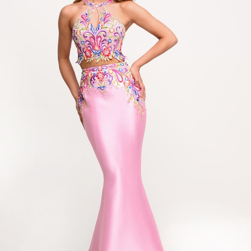 Size 6. color pink. halter top. 2 piece. mermaid bottom. rainbow pieces attached
